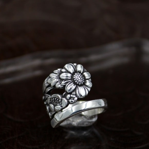 コスモスのジュエリー、秋桜と梅と彼岸花